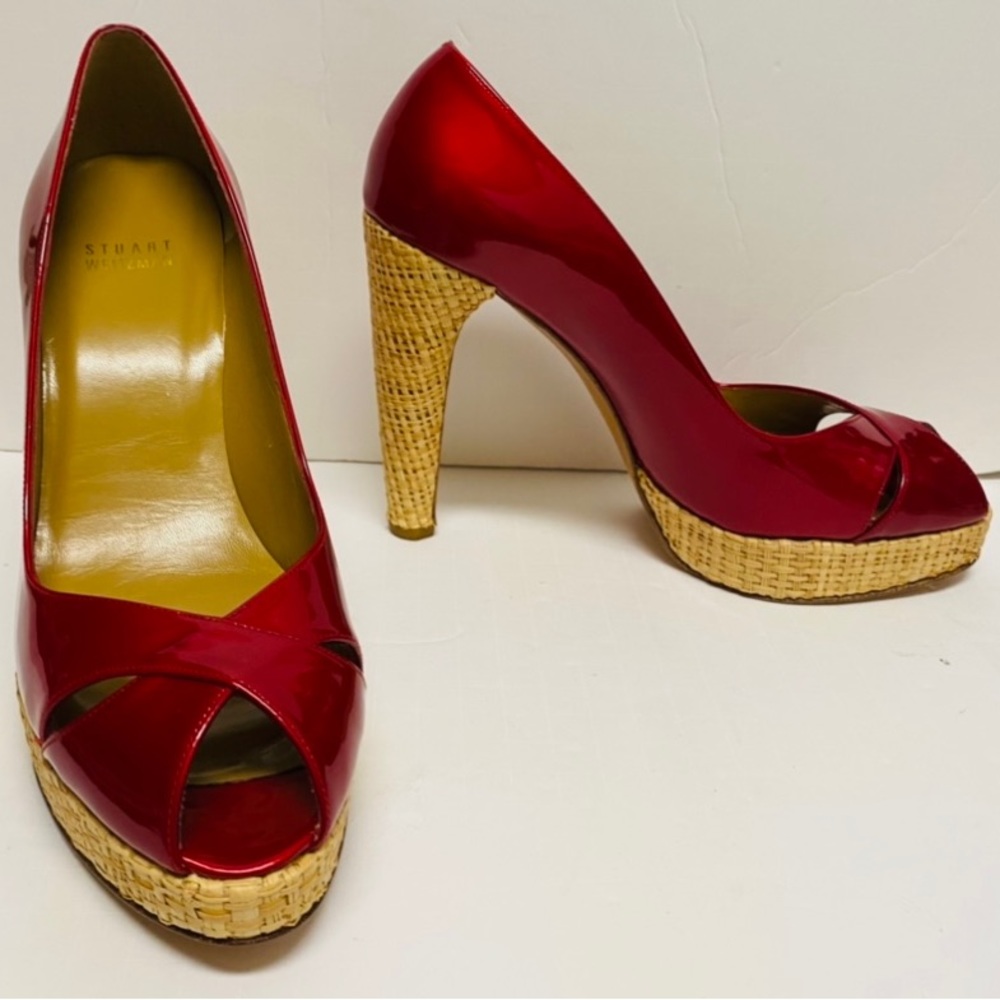 STUART WEITZMAN  Red Patent Leather Platform Peeptoe Pump Sz9 New